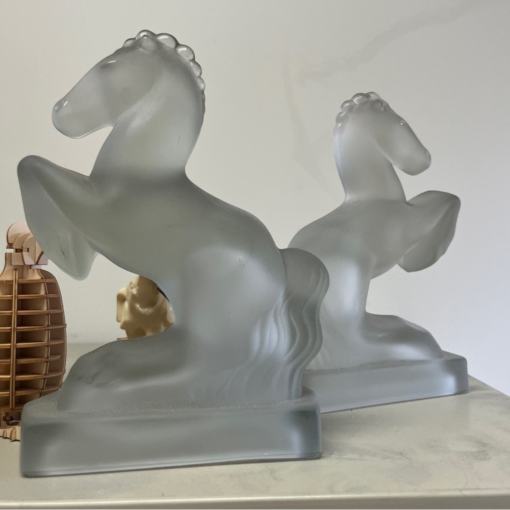 LE Smith Frosted Glass Horses set of two
